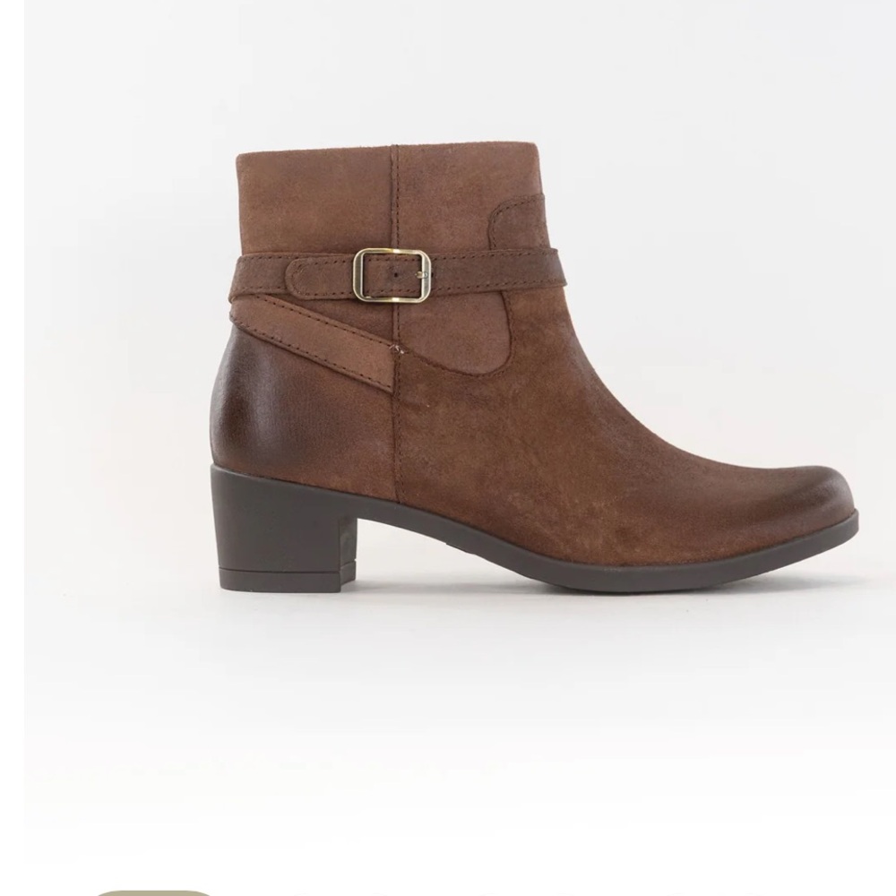 Dansko Women's Cagney -Brown
Burnished Suede -37 US 6.5 new